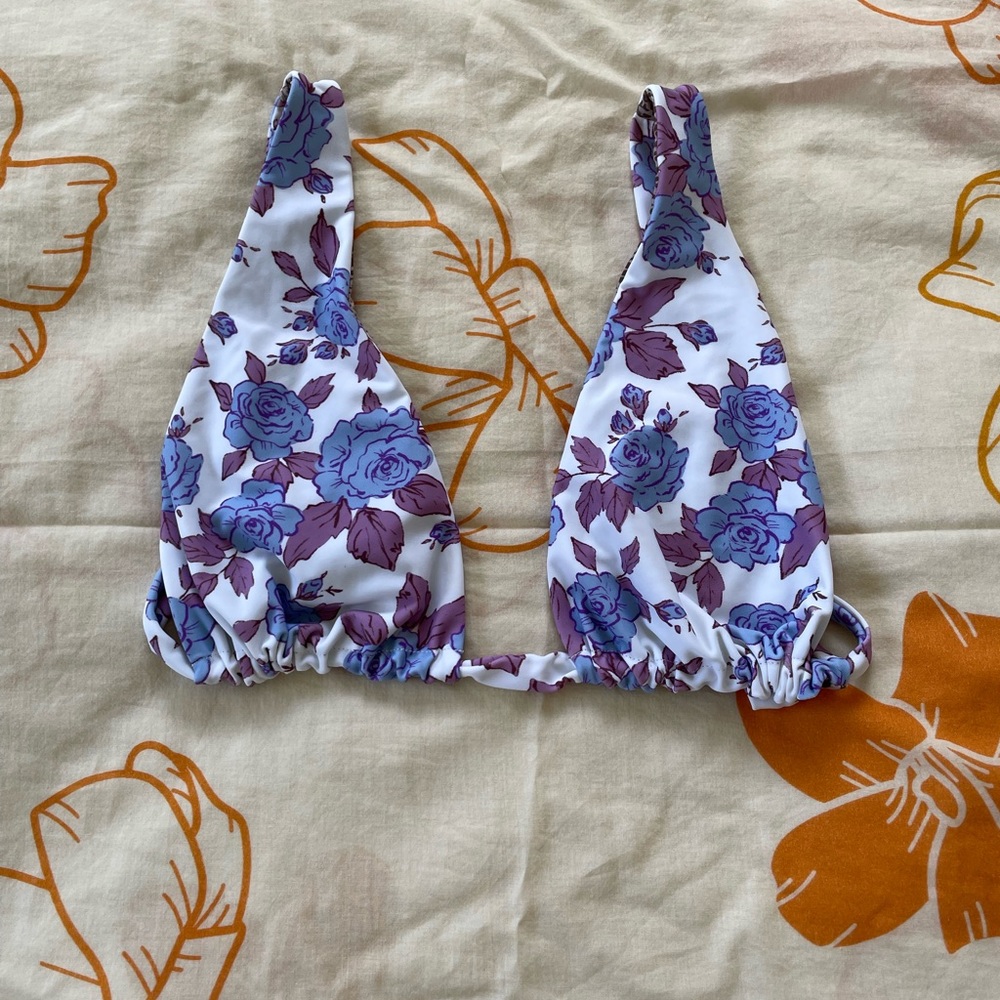 Acacia Blake top